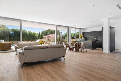 Villa Adelfa - Beachside Modern Villa in Marbella Villa in San Pedro de Alcántara