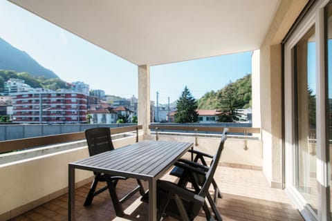 Balcony/Terrace, Dining area