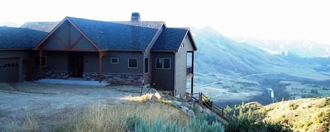Property building, Natural landscape, Mountain view