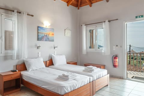 Property building, Living room, Bedroom