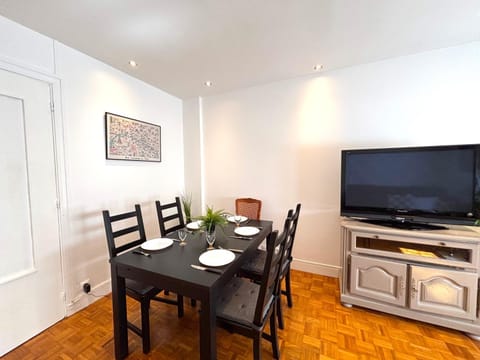 TV and multimedia, Dining area