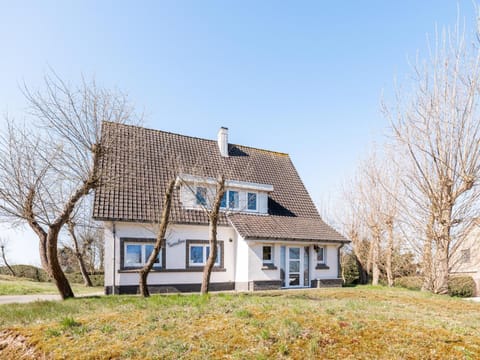 Property building, Summer