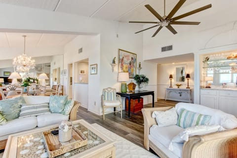 3 Bedroom 3Bath Oceanfront PentHouse in Shipwatch House in Amelia Island