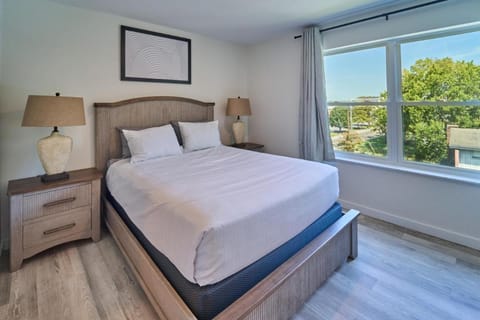 The Ruby 301 By Avada Properties Apartment in Pigeon Forge