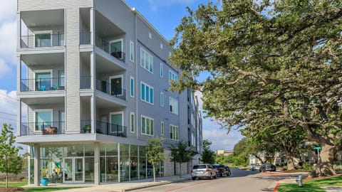 Modern Leander Getaway Near Shop- Leander TX Apartment in Leander