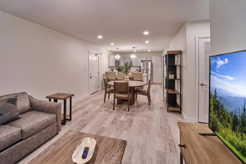 The Ruby 315 By Avada Properties Apartment in Pigeon Forge