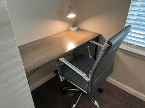 Stylish and New! Casa Del Carmel- with pool! House in Tallahassee