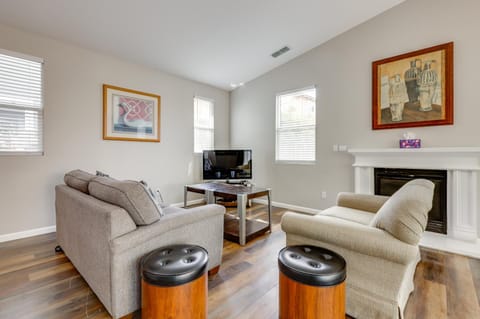 Quiet and Convenient! Santa Rosa Family Home with Yard House in Santa Rosa