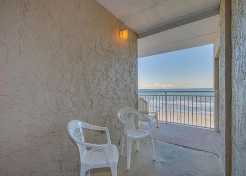 San-a-Bel Towers 307 House in Crescent Beach