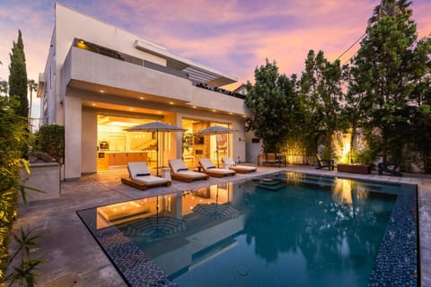 5BR Modern West Hollywood Retreat House in West Hollywood
