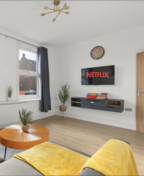 TV and multimedia, Living room