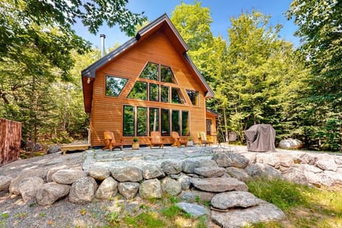 Property building, Day, Natural landscape, Garden