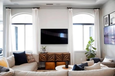 The Executive Retreat at Westberry House in Madera