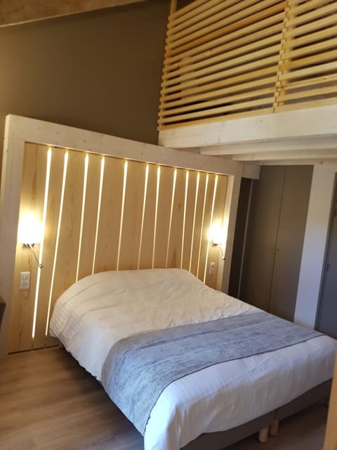 Patio, Balcony/Terrace, Photo of the whole room, Bedroom