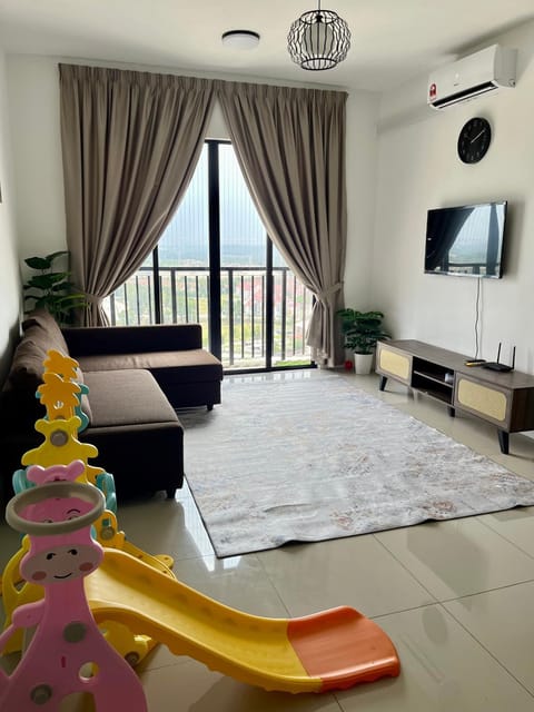 TV and multimedia, Living room, Seating area, air conditioner