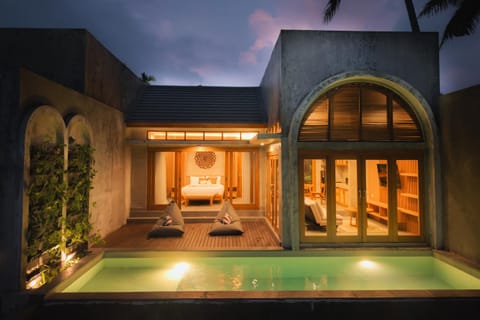 Patio, Pool view, Swimming pool