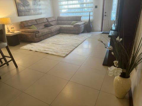 Casa Futuro House in Ciudad Juarez