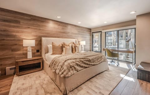Newly Renovated 4BR 3BA in Aspen's Core House in Aspen