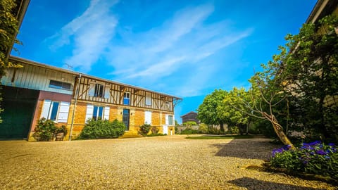 Property building, Garden
