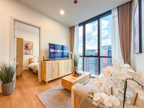 Bed, Living room, Bedroom