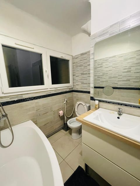 Salahdin Apartment in Saint-Denis, France