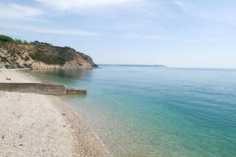 Antonia's Pearls Villa in Saint Austell