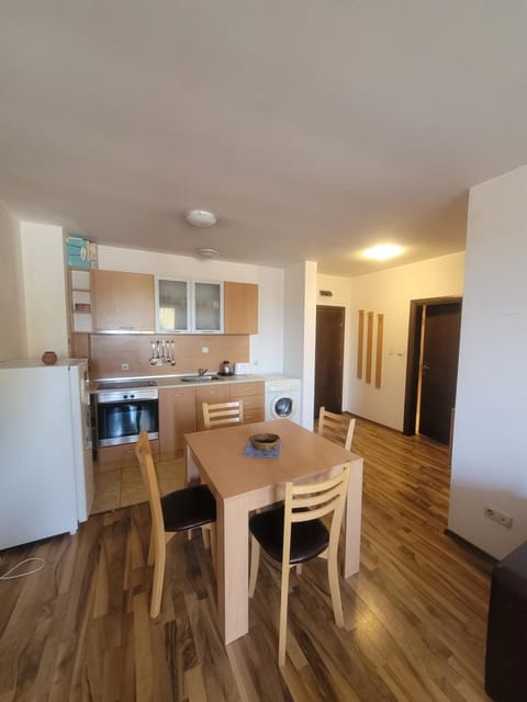 Ramada2 Alexander Services Apartments Apartment in Bansko