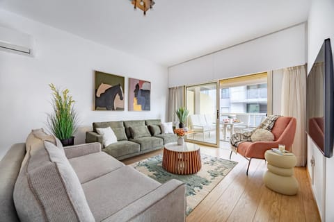 Living room, Decorative detail