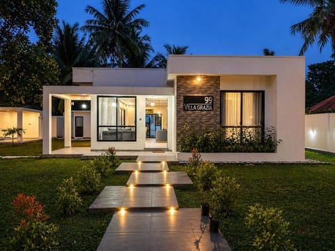 Property building, Patio, Facade/entrance, Spring, Night, Garden, Garden view