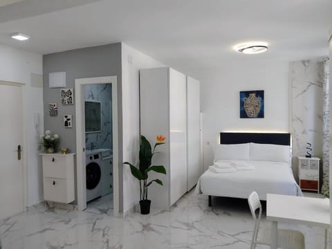 Bed, Photo of the whole room, Bedroom, wardrobe