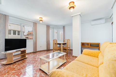 Communal lounge/ TV room, Living room
