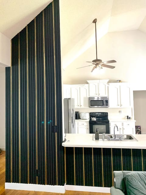 Kitchen or kitchenette, oven, stove