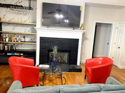 TV and multimedia, Living room, Seating area