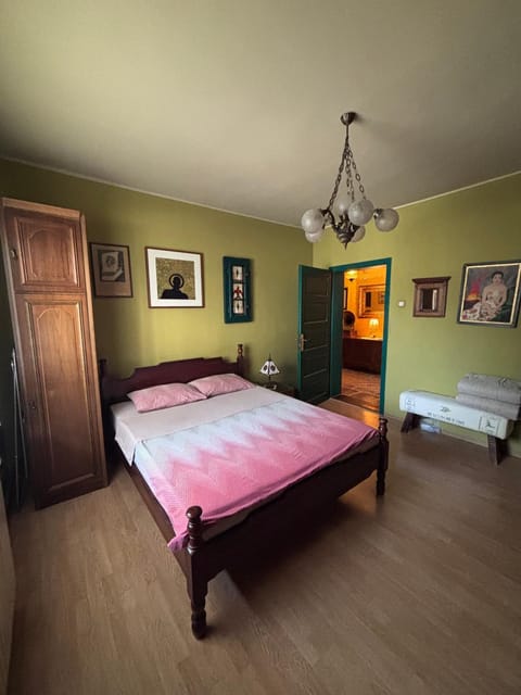 Bed, Bedroom, wardrobe