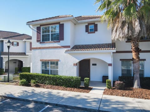 3115 - 5BR w Pool 10min Disney 2 Water Parks House in Kissimmee