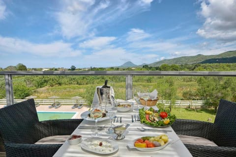 Restaurant/places to eat, View (from property/room), Food