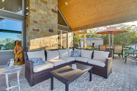 Upscale A-Frame Escape with Lake Access in Quinton! House in Longtown