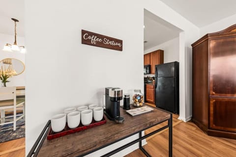 Southern Oak Cottage House in Summerville