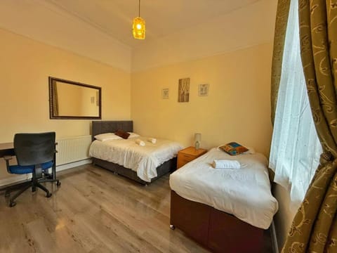 Near City-Birkenhead rooms Vacation rental in Wirral