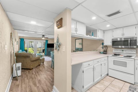 Turtle Cove at Sugar Beach #E16 by Nautical Properties Vacation Rentals House in Lower Grand Lagoon