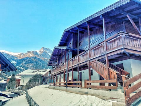 Property building, Winter, Mountain view