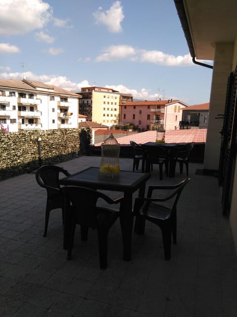 Balcony/Terrace, Internal: Not applicable to any particular room
