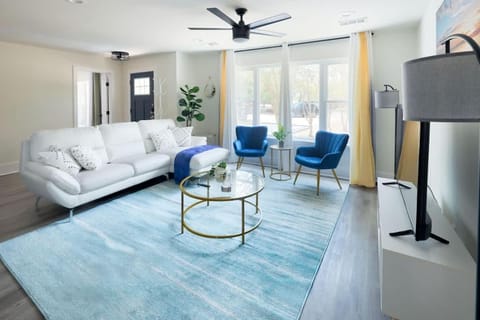 TV and multimedia, Living room, Photo of the whole room