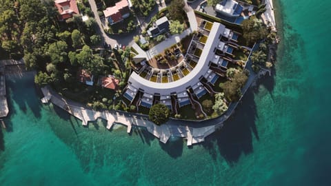 Neighbourhood, Bird's eye view, Sea view, Street view, Location