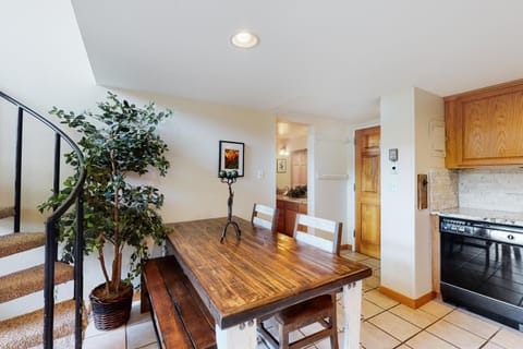 Summit House East 309 Apartment in Copper Mountain