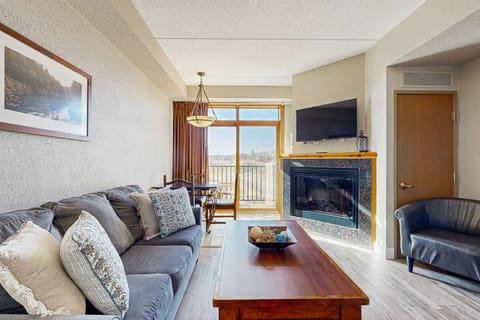 Chula Vista Resort Villa # 7215 Apartment in Wisconsin Dells