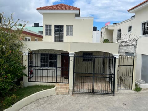 Property building, Day