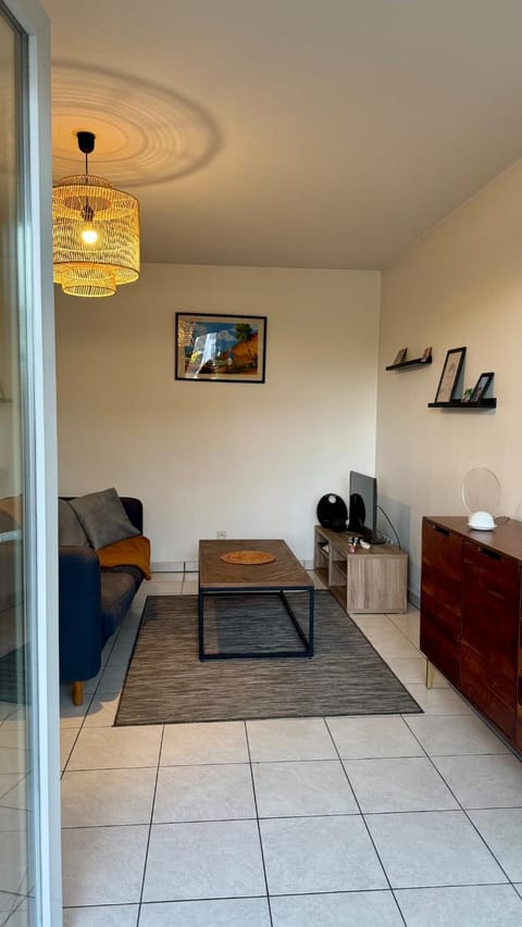 2 Chambres, Sécurisé, Parking, Climatisation, Eurexpo LDLC Arena Apartment in Auvergne-Rhône-Alpes