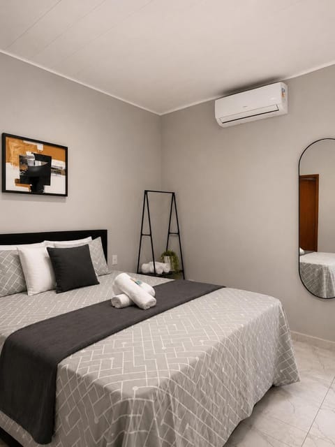 Bed, Bedroom, air conditioner