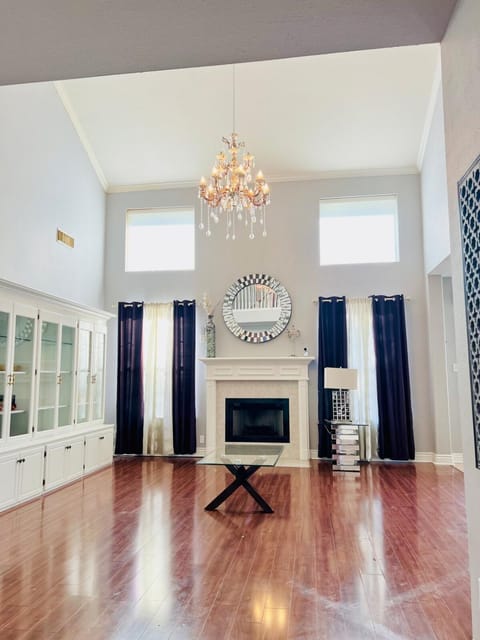 Private Community Full Home Villa in Houston